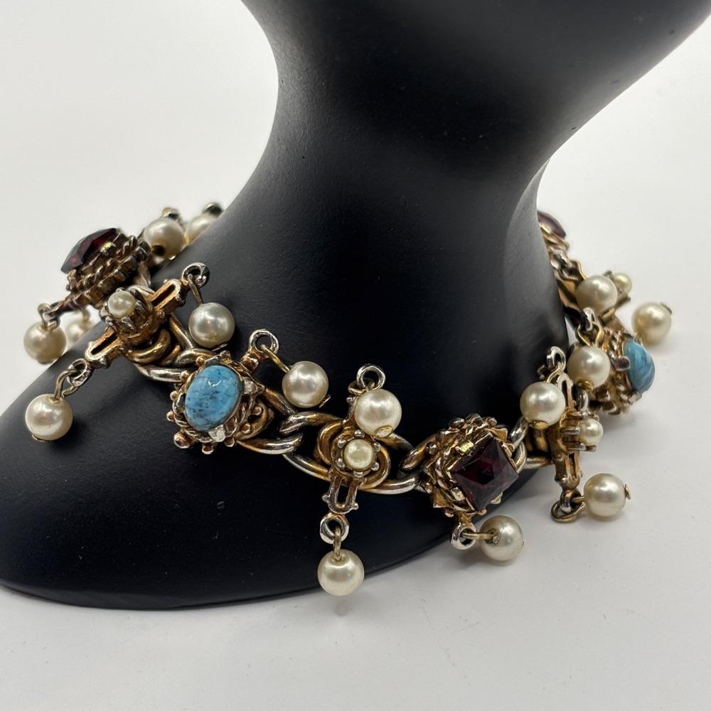 Vintage Rhinestone Charm Dangle Chain Bracelet 7" Gold Tone